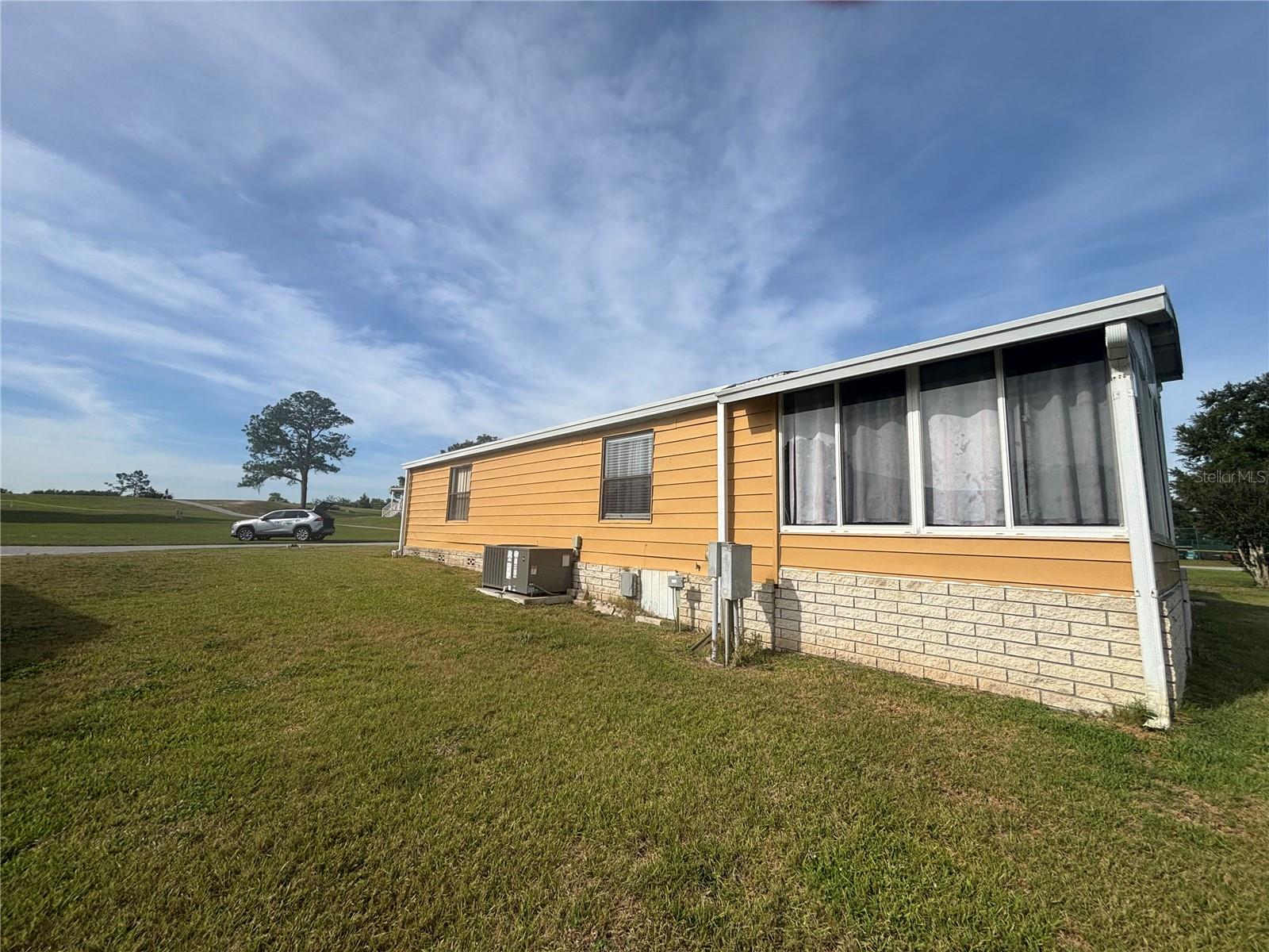 Image 3 of 24 For 3963 Parway Road 1325