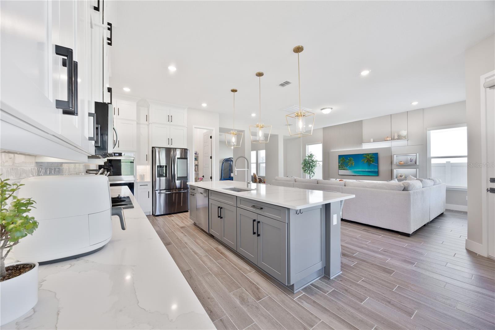 Image 15 of 42 For 5150 Citrus Leaf Boulevard