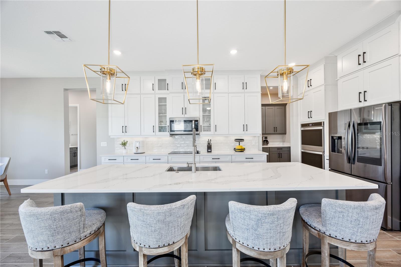 Image 16 of 42 For 5150 Citrus Leaf Boulevard