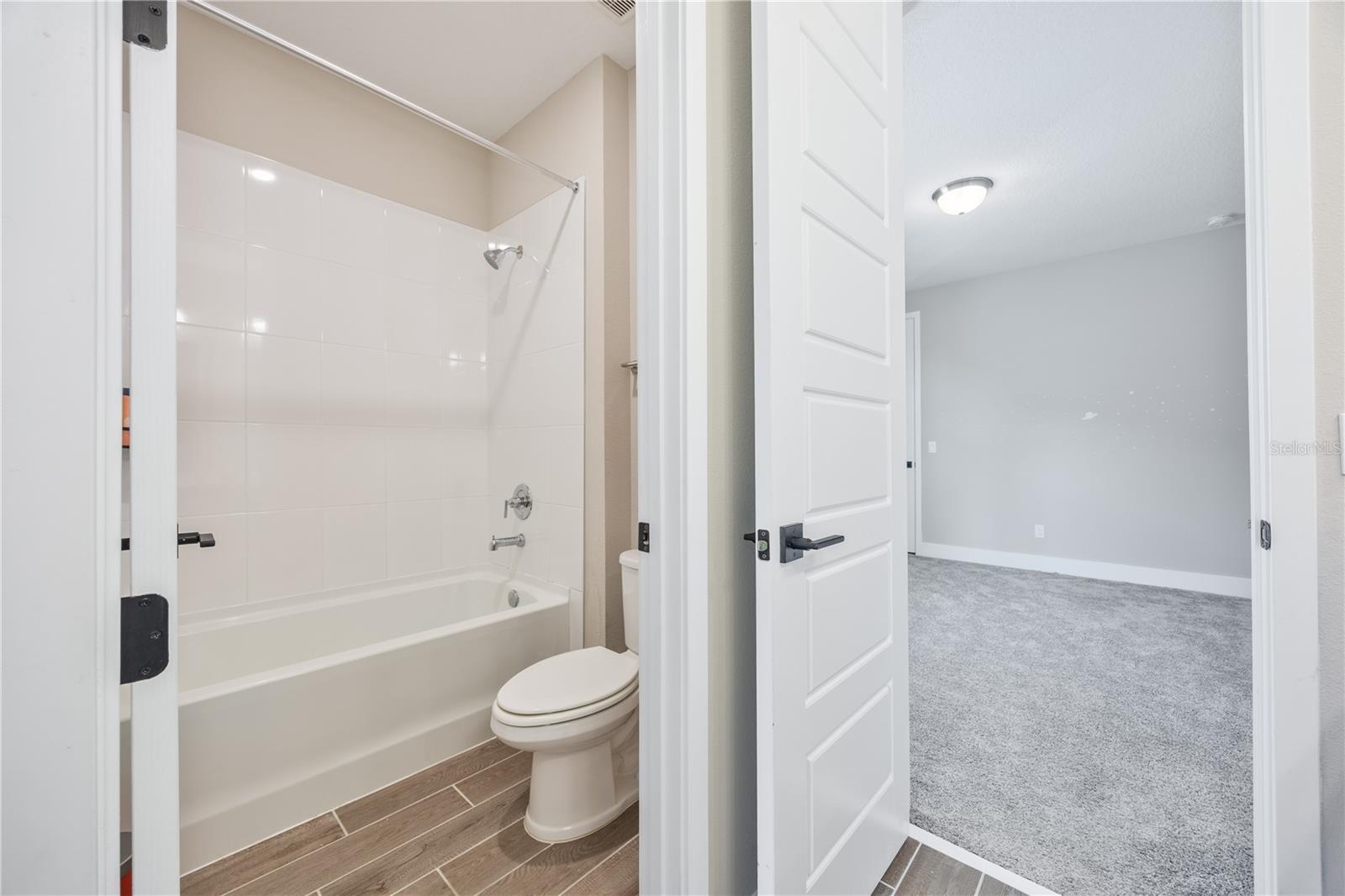 Image 33 of 42 For 5150 Citrus Leaf Boulevard