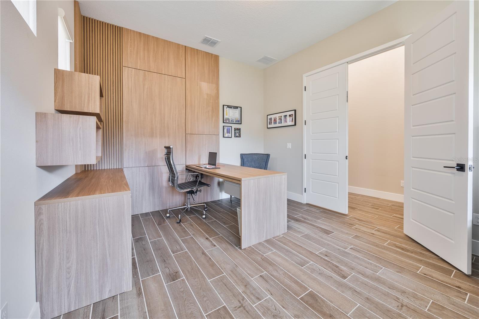 Image 7 of 42 For 5150 Citrus Leaf Boulevard