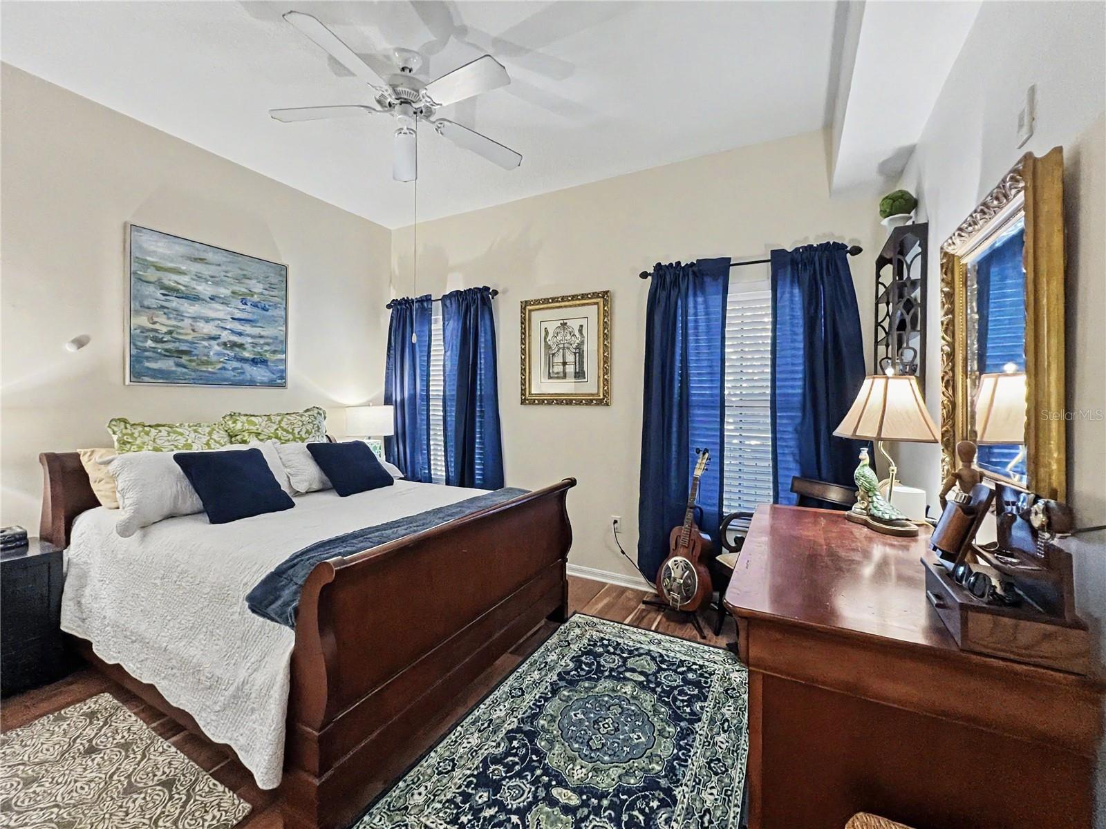 Image 18 of 37 For 909 Waterside Lane 206
