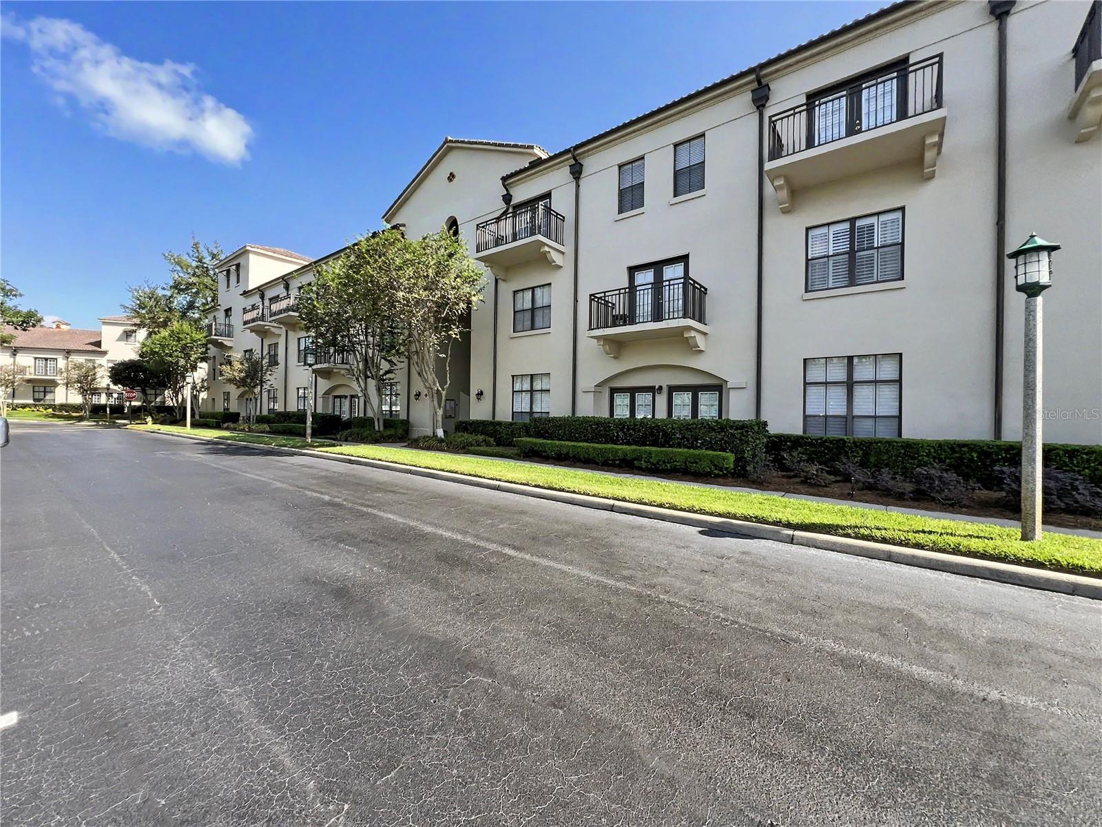 Image 2 of 37 For 909 Waterside Lane 206
