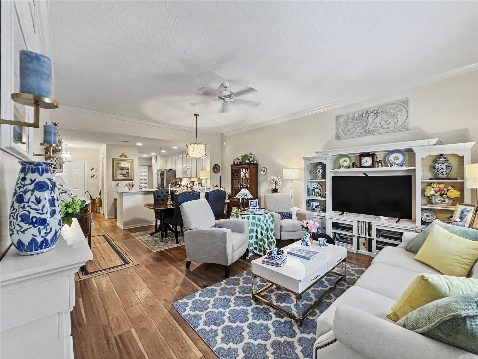 Image 22 of 37 For 909 Waterside Lane 206