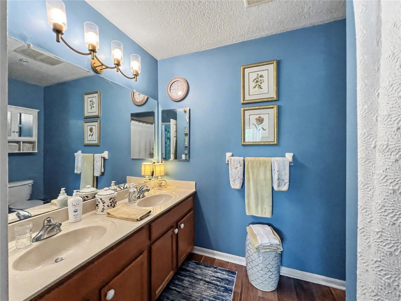 Image 33 of 37 For 909 Waterside Lane 206