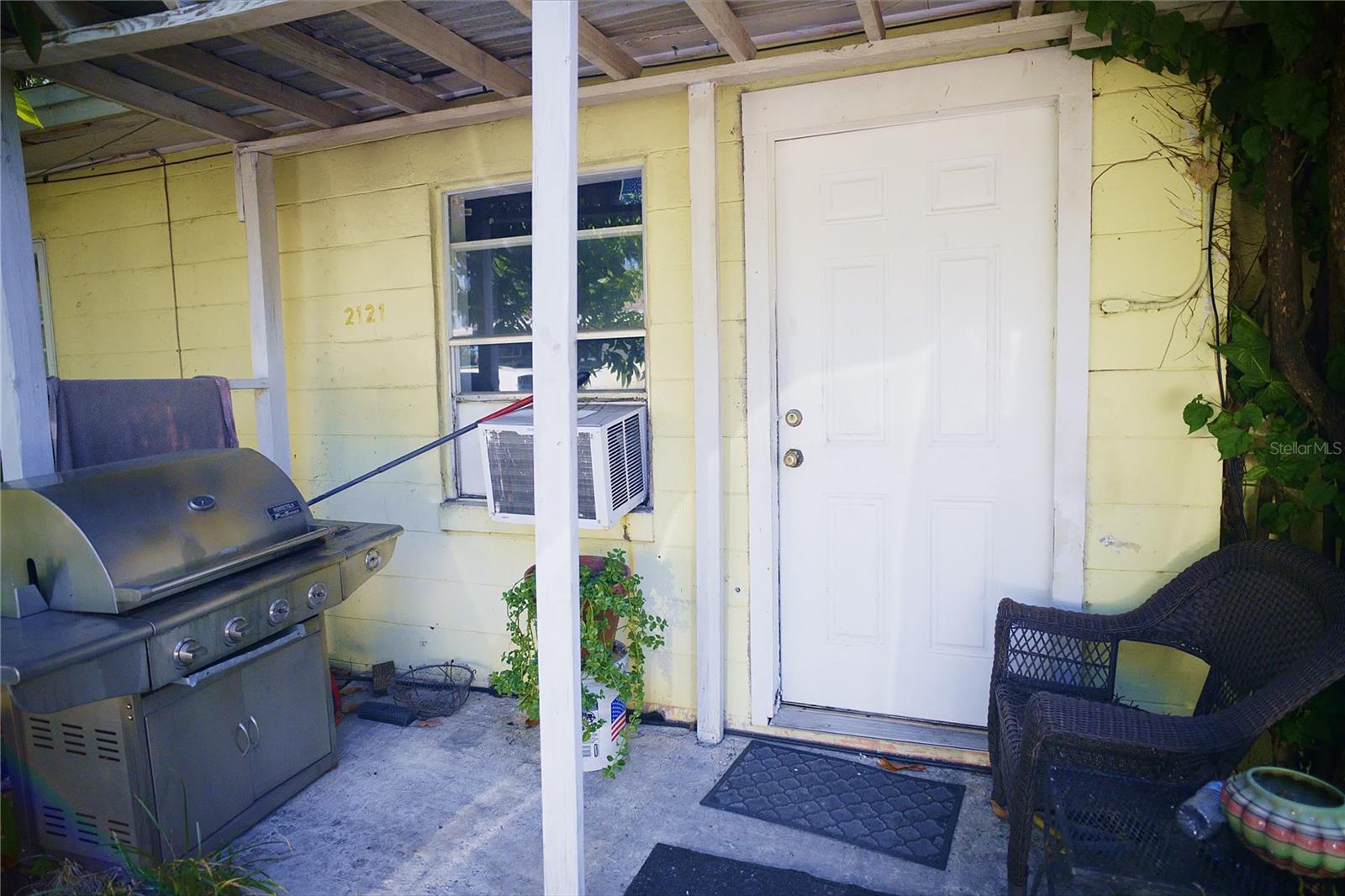 Image 21 of 67 For 2119 Fern Creek Avenue