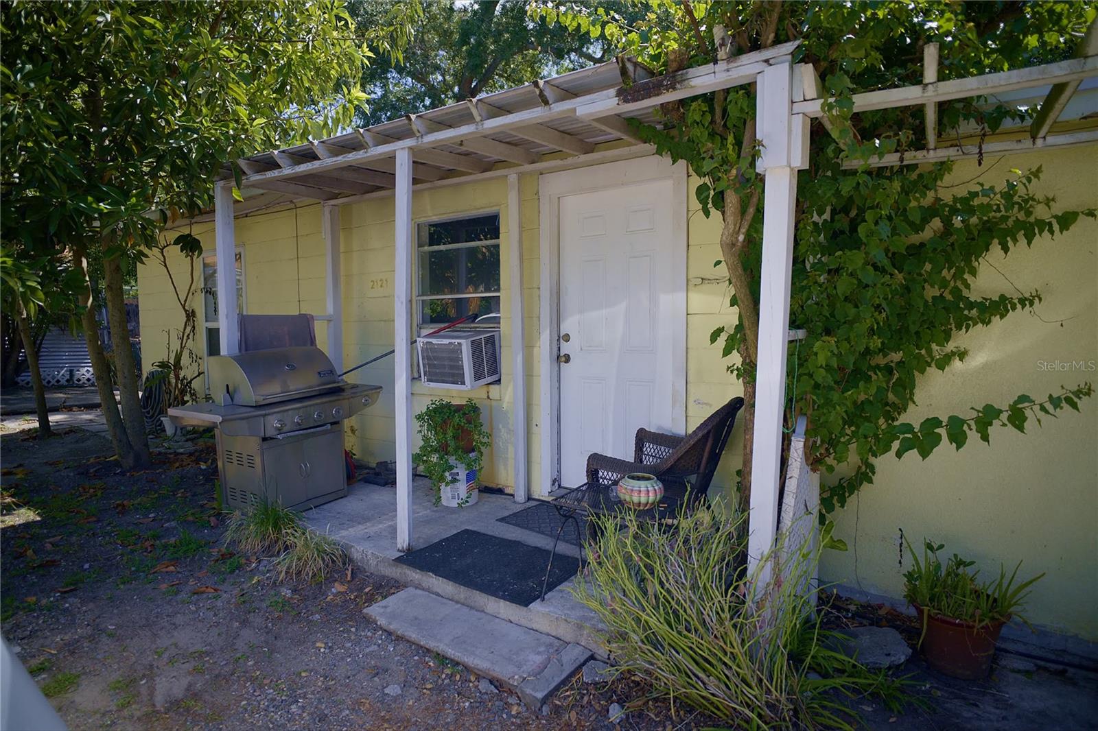 Image 22 of 67 For 2119 Fern Creek Avenue