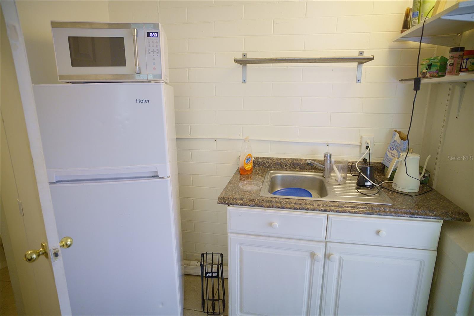 Image 41 of 67 For 2119 Fern Creek Avenue