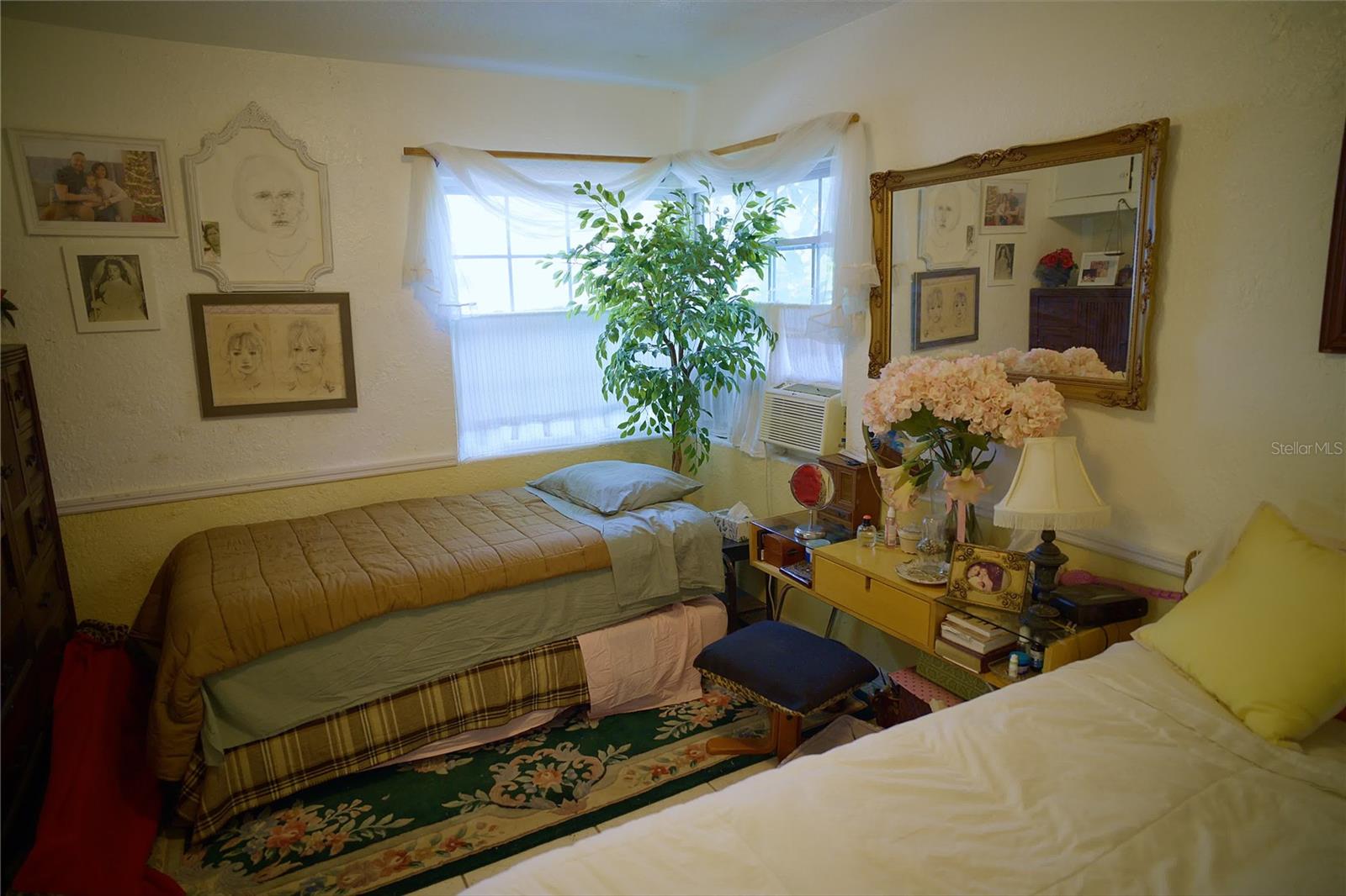 Image 61 of 67 For 2119 Fern Creek Avenue