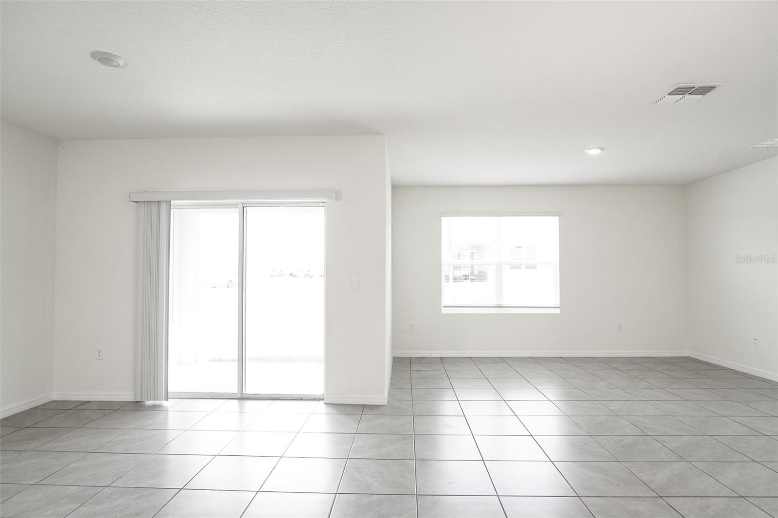 Image 17 of 41 For 11364 Amber Ridge Drive
