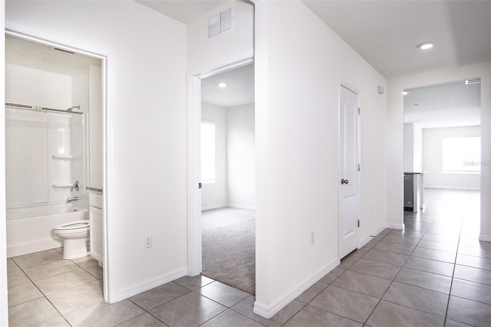 Image 19 of 41 For 11364 Amber Ridge Drive