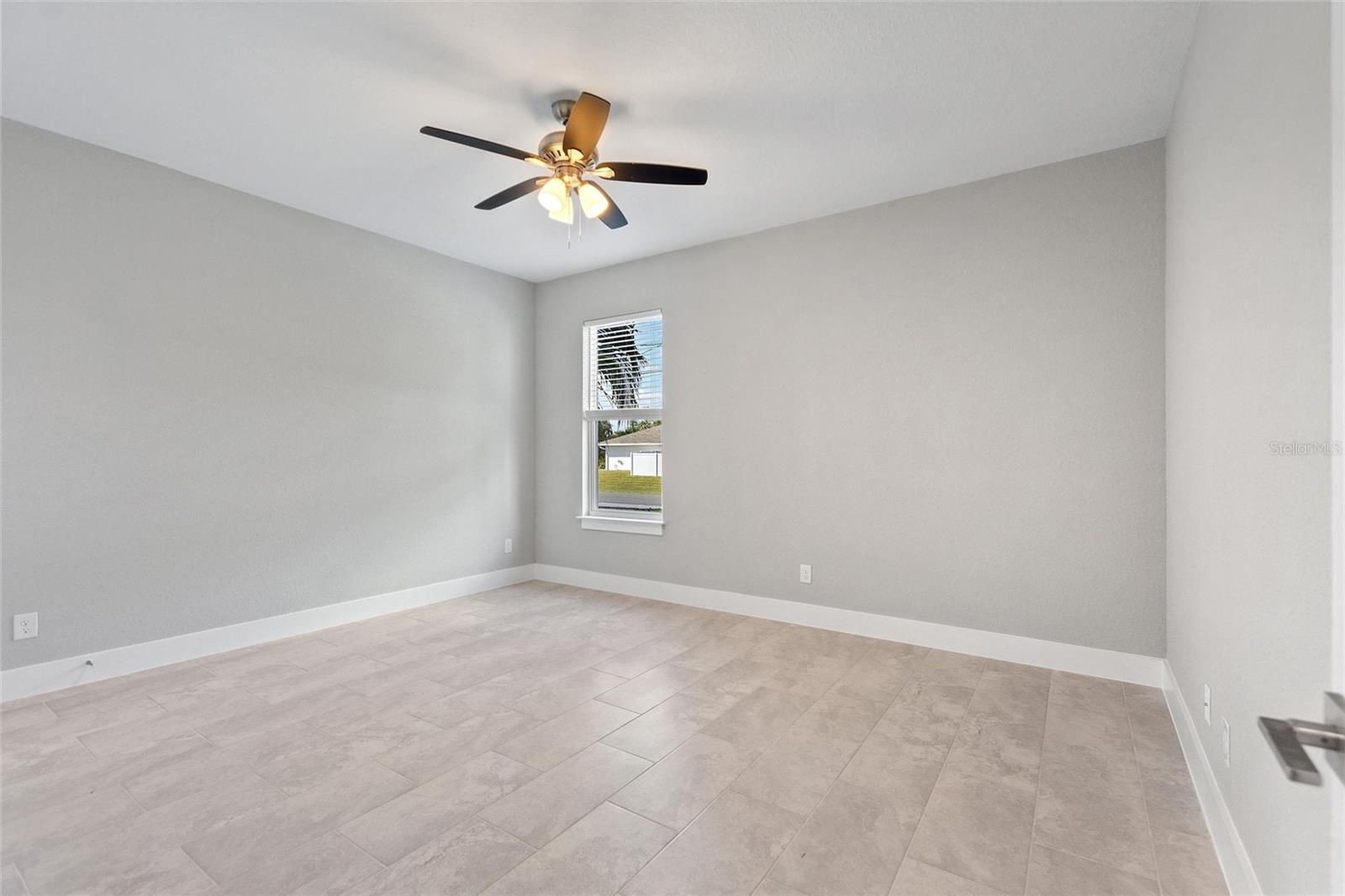 Image 14 of 25 For 3707 Fontainebleau Street