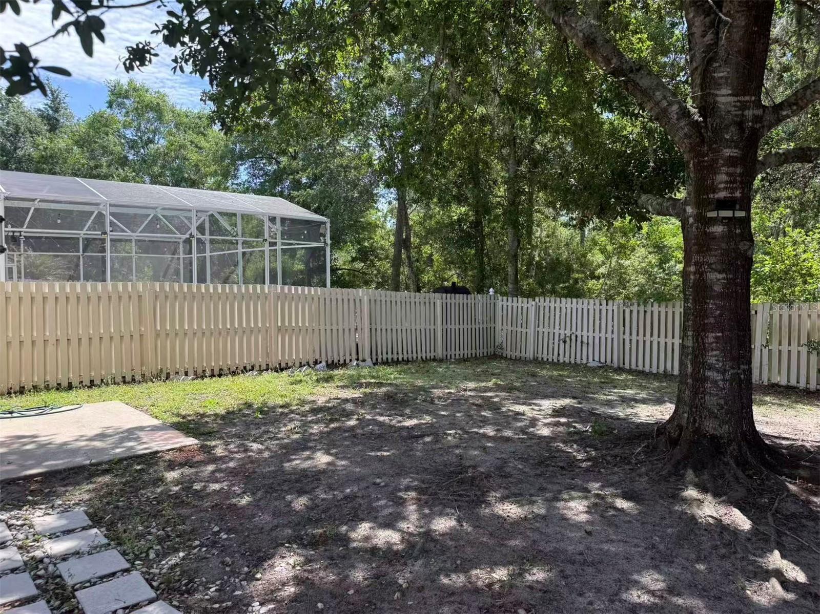Image 17 of 19 For 1746 Mandavilla Drive