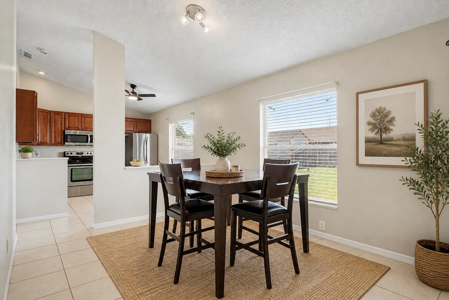 Image 11 of 33 For 7714 Legacy Lane