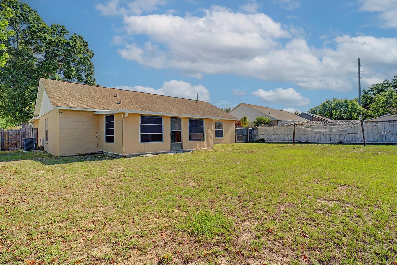 Image 28 of 33 For 7714 Legacy Lane