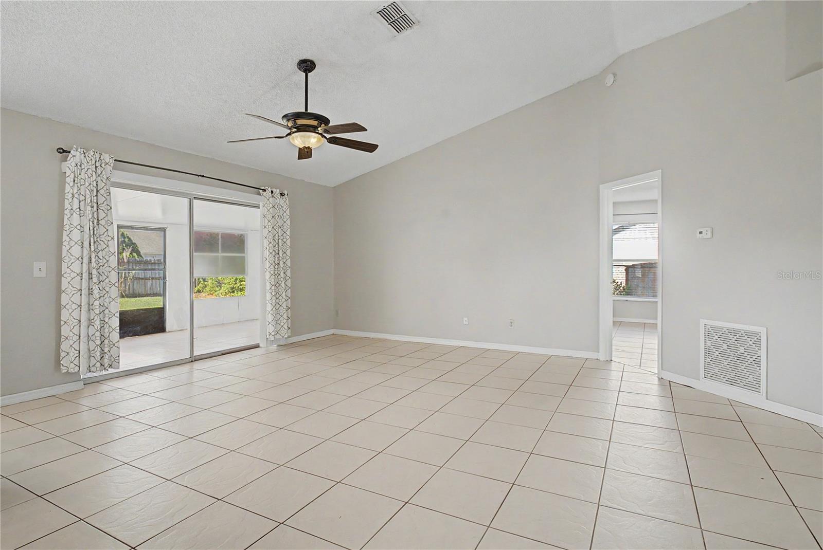 Image 7 of 33 For 7714 Legacy Lane