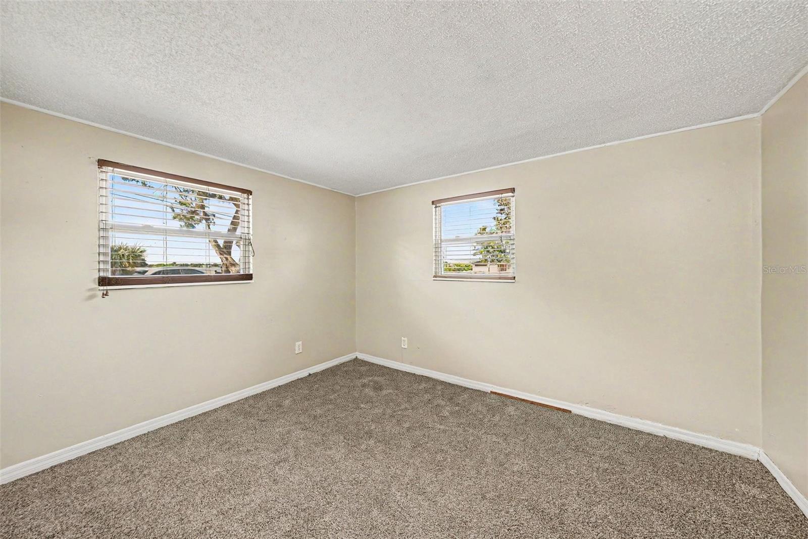 Image 13 of 14 For 10118 114th Terrace