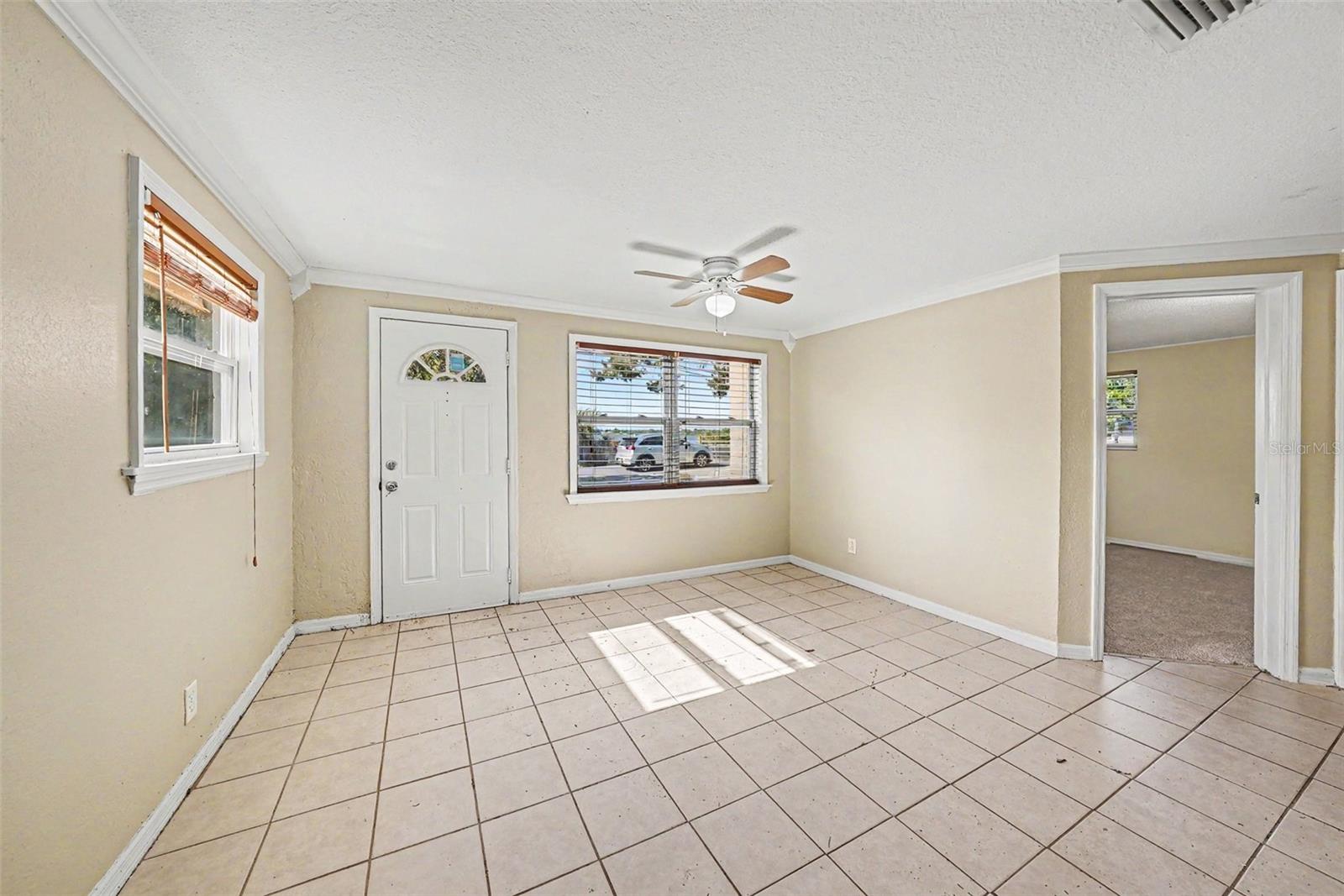 Image 7 of 14 For 10118 114th Terrace