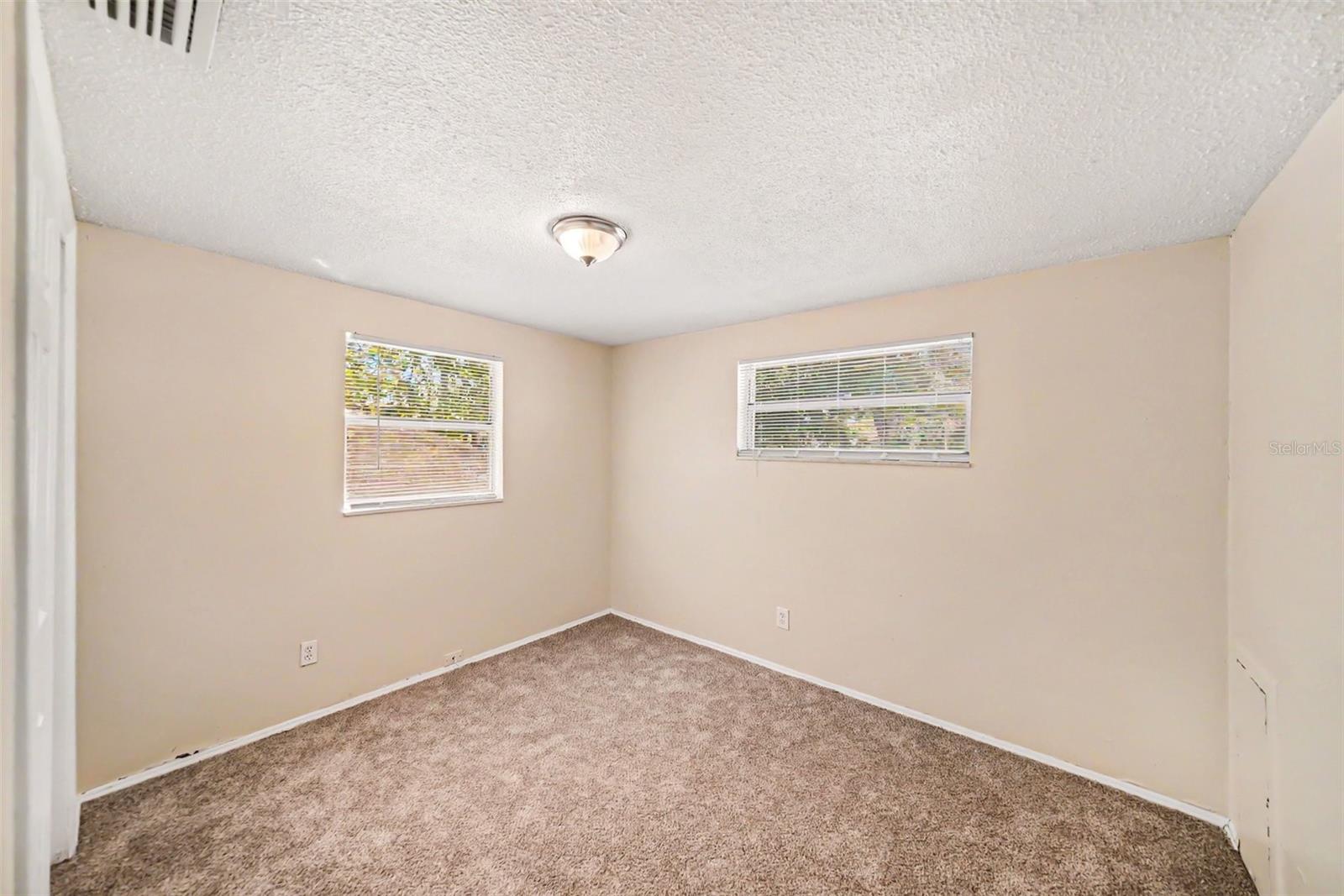 Image 10 of 20 For 5301 82nd Avenue N