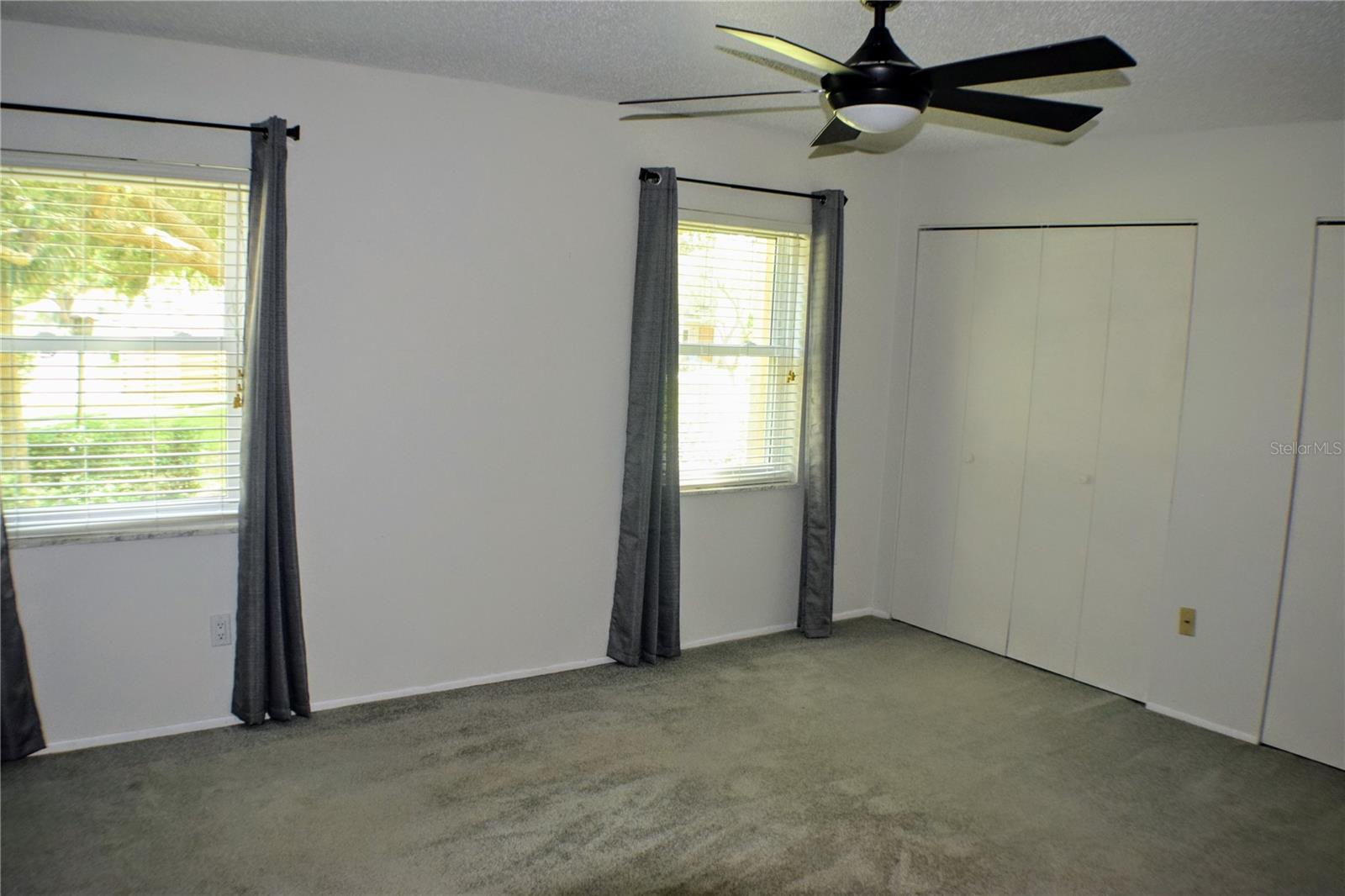 Image 22 of 30 For 814 Park Lake Circle 8