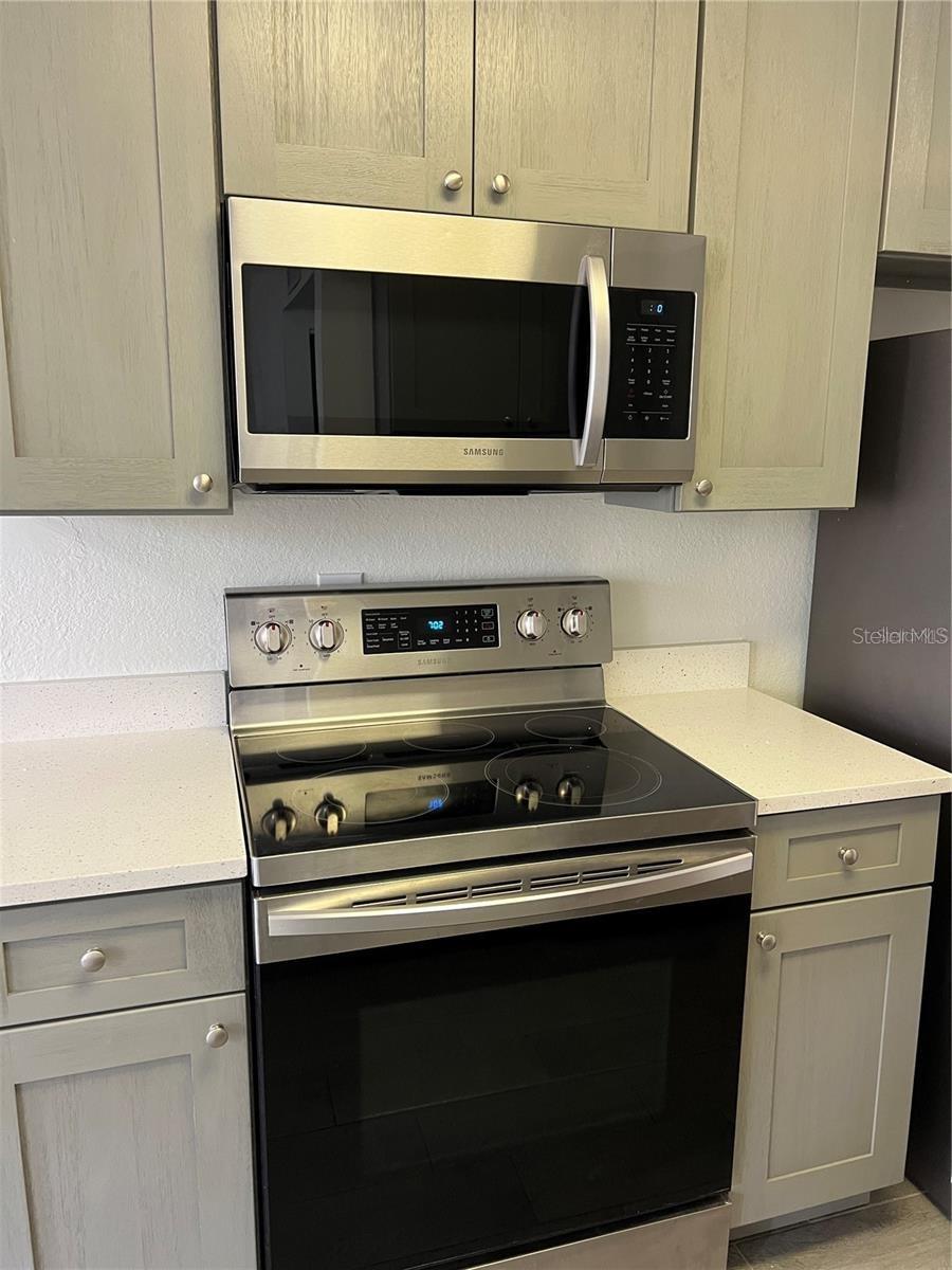 Image 12 of 33 For 11568 Westwood Boulevard 1021