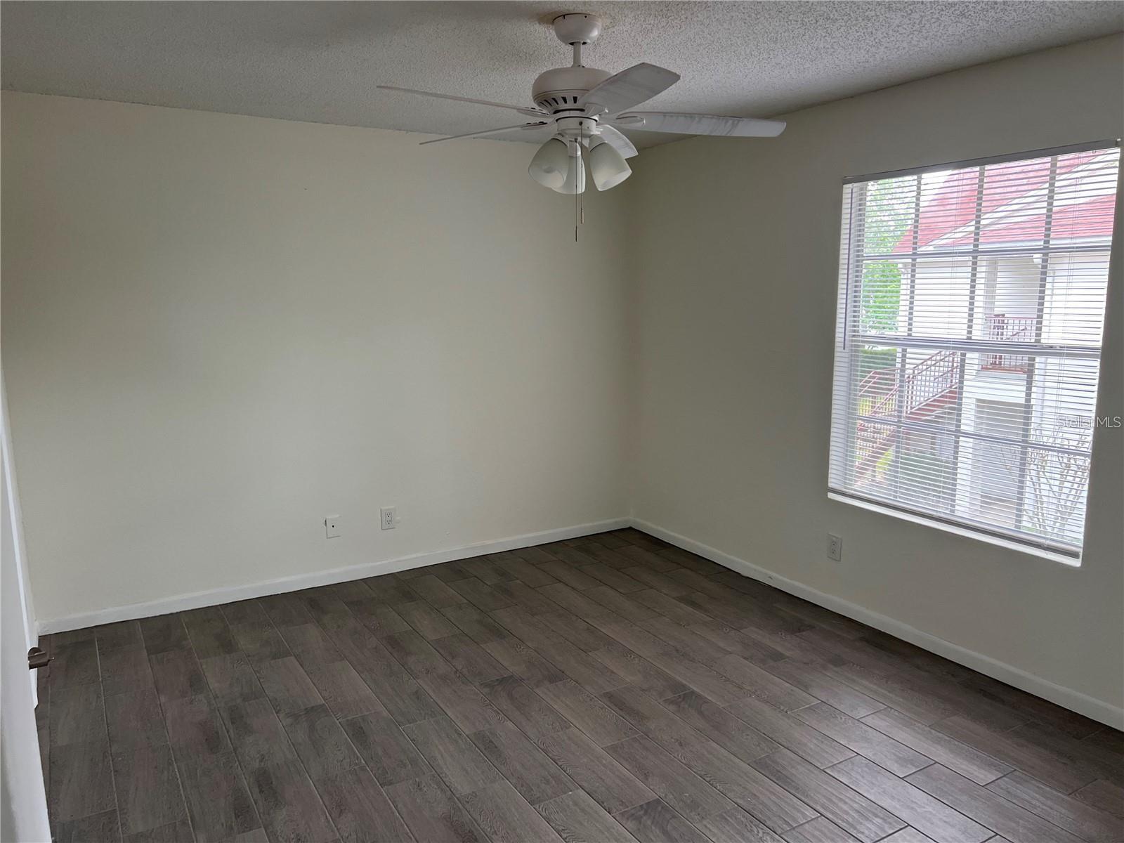 Image 5 of 33 For 11568 Westwood Boulevard 1021