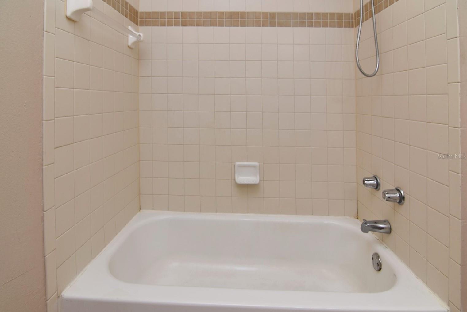 Image 21 of 26 For 2720 Gray Fox Lane