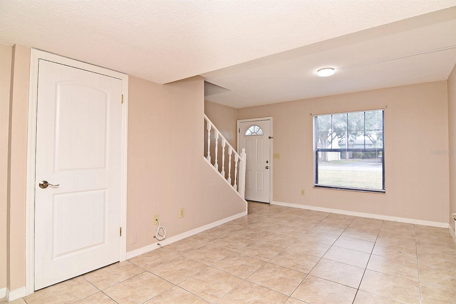 Image 4 of 26 For 2720 Gray Fox Lane