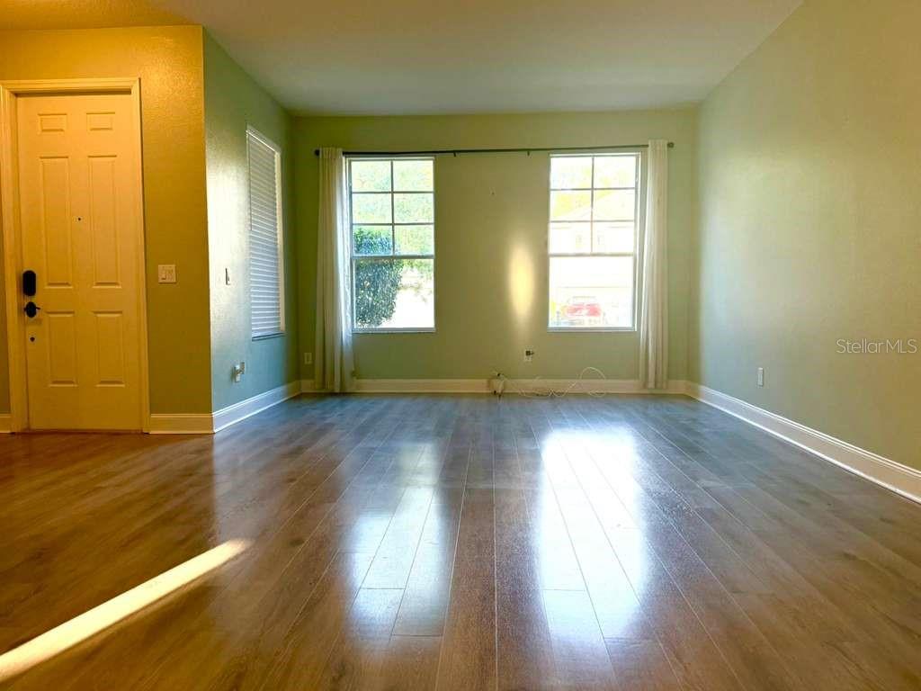 Image 11 of 33 For 14488 Whittridge Drive