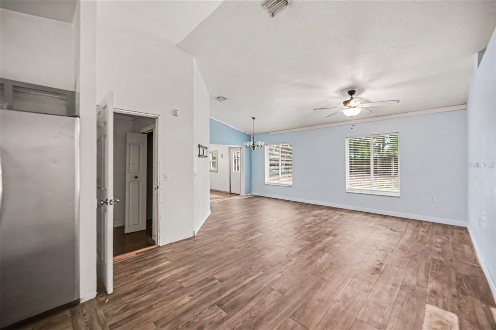 Image 13 of 28 For 890 Deland Avenue