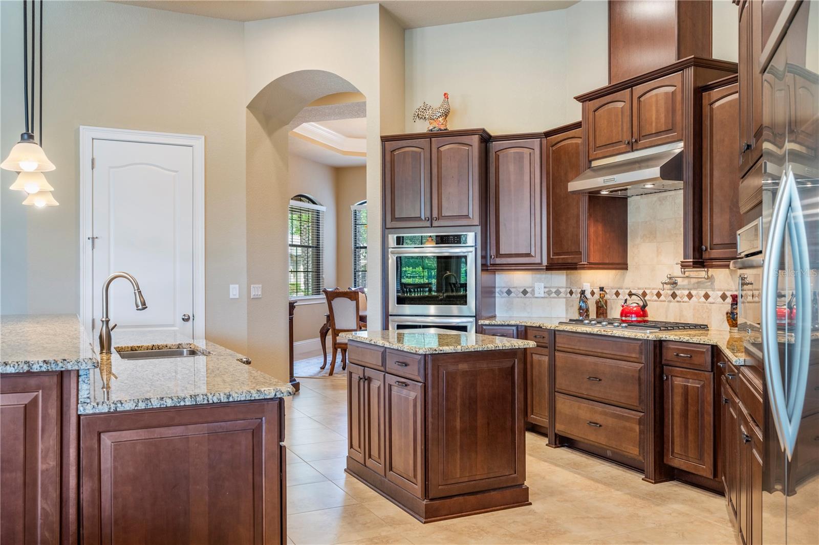 Image 17 of 52 For 11753 Vinci Drive