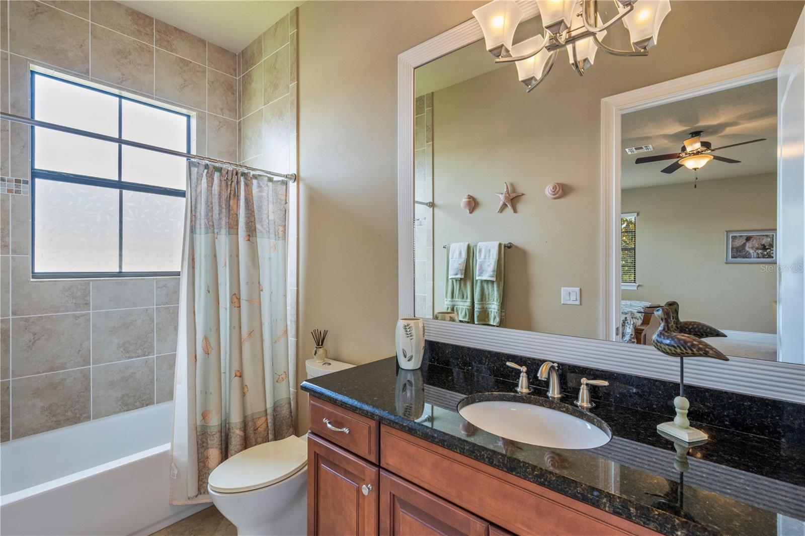 Image 33 of 52 For 11753 Vinci Drive