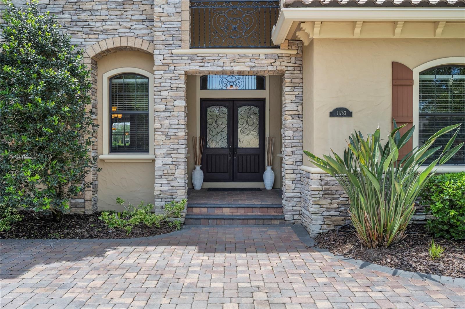 Image 4 of 52 For 11753 Vinci Drive