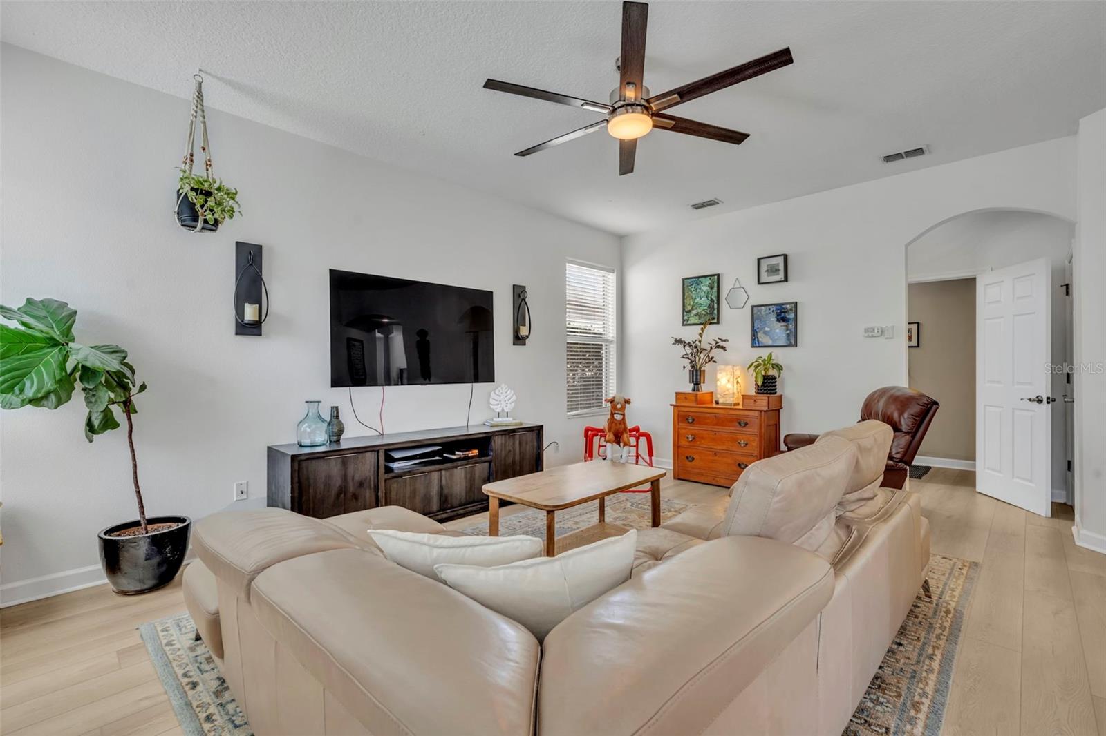 Image 13 of 45 For 2329 Natoma Blvd