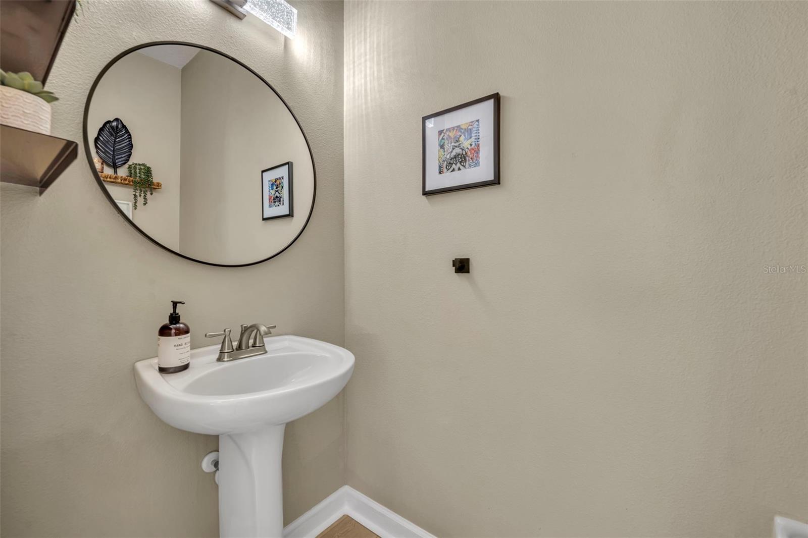 Image 23 of 45 For 2329 Natoma Blvd