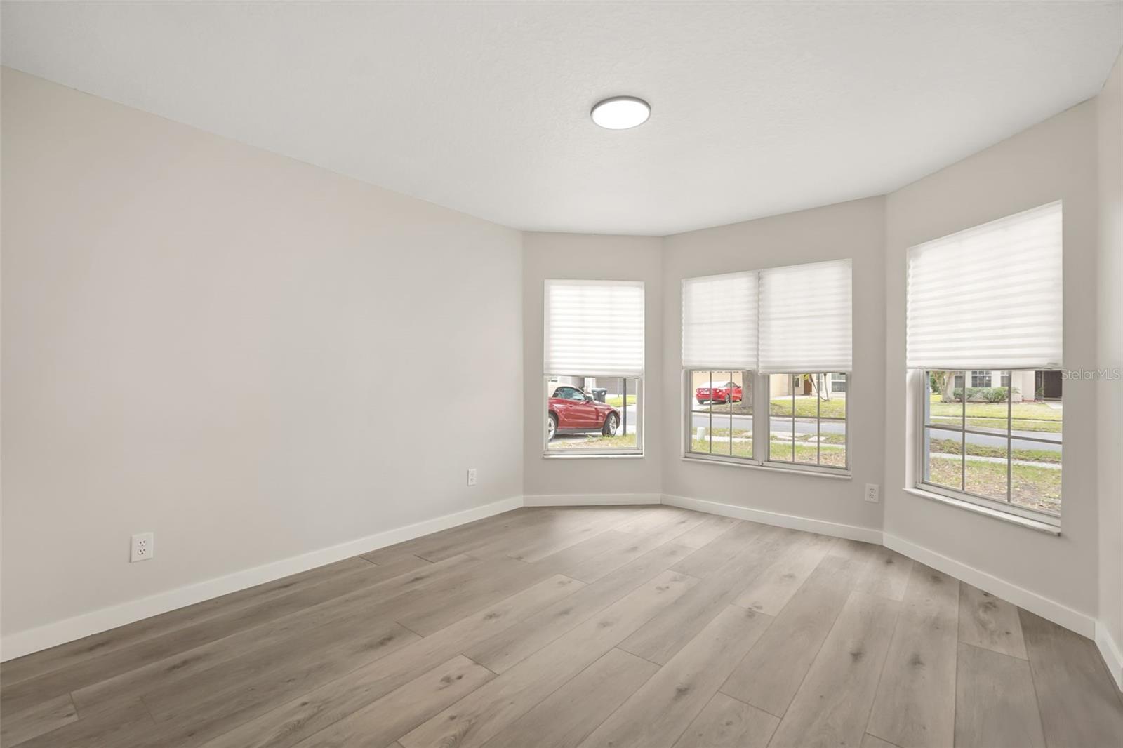 Image 21 of 38 For 734 Wechsler Circle