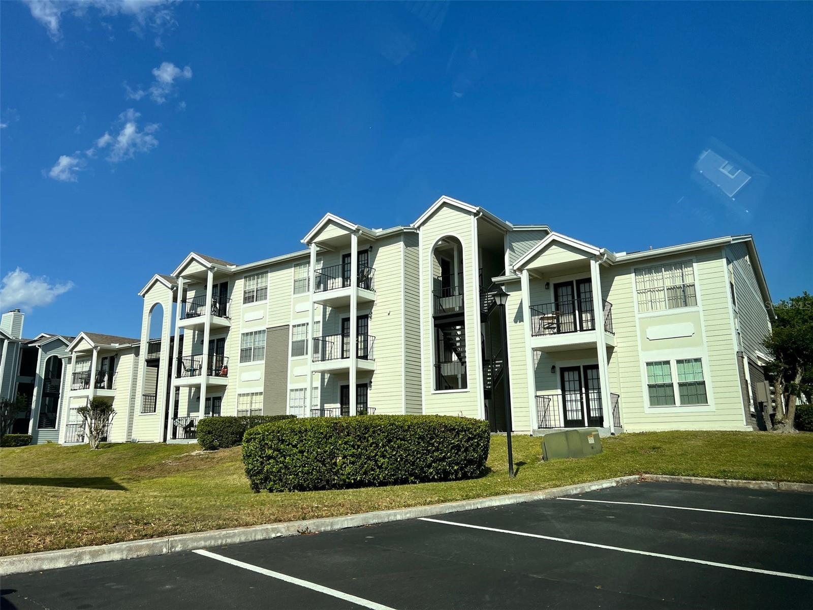 Image 17 of 18 For 2550 Alafaya Trail 4107