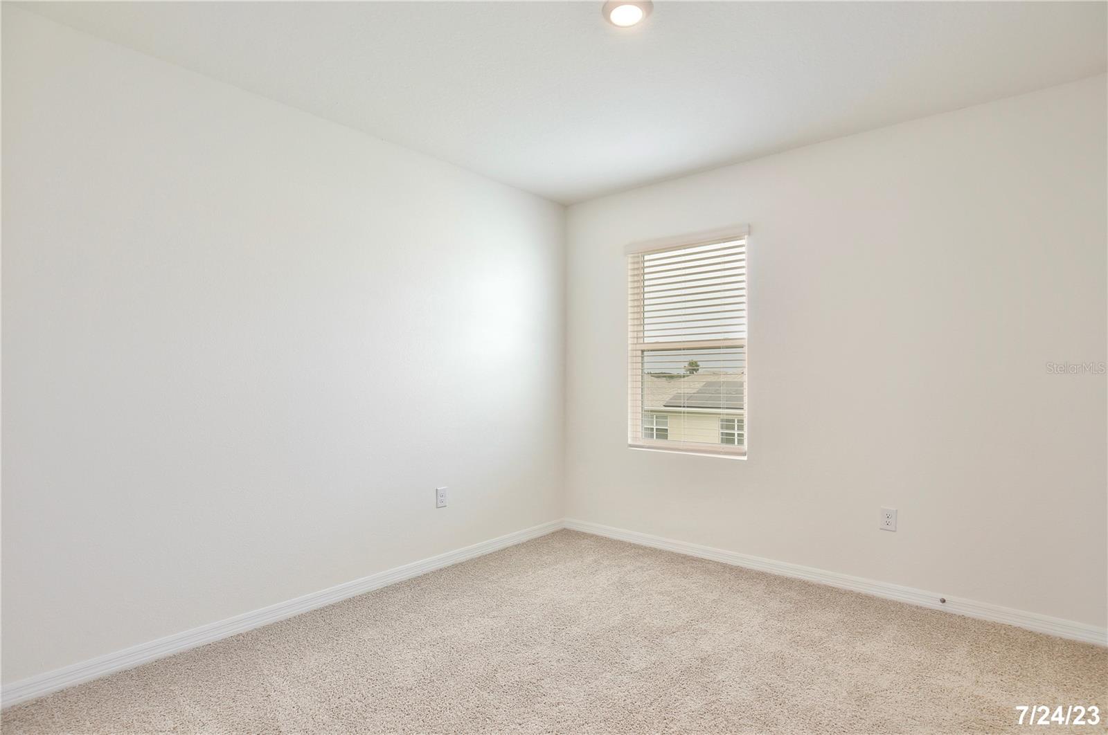 Image 18 of 30 For 3153 Eastgrove Terrace