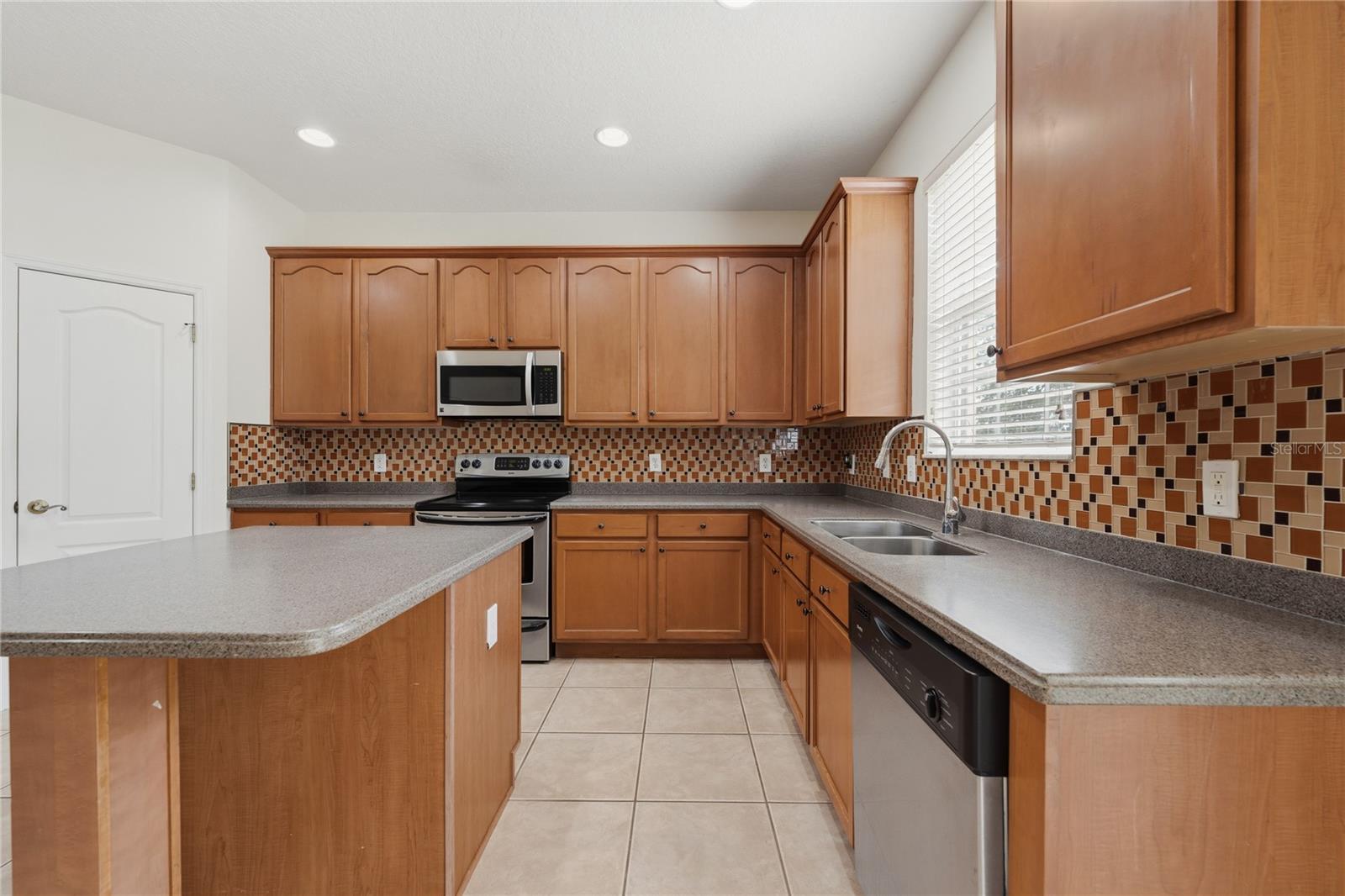 Image 12 of 26 For 9836 Old Patina Way