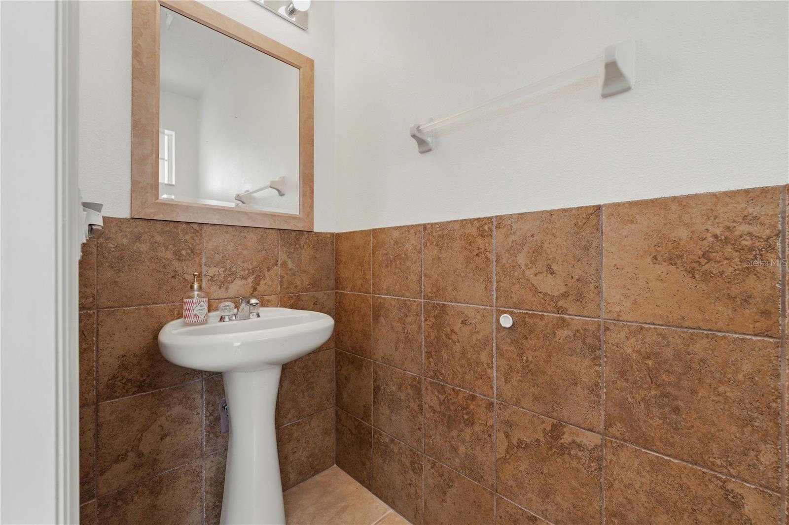 Image 6 of 26 For 9836 Old Patina Way