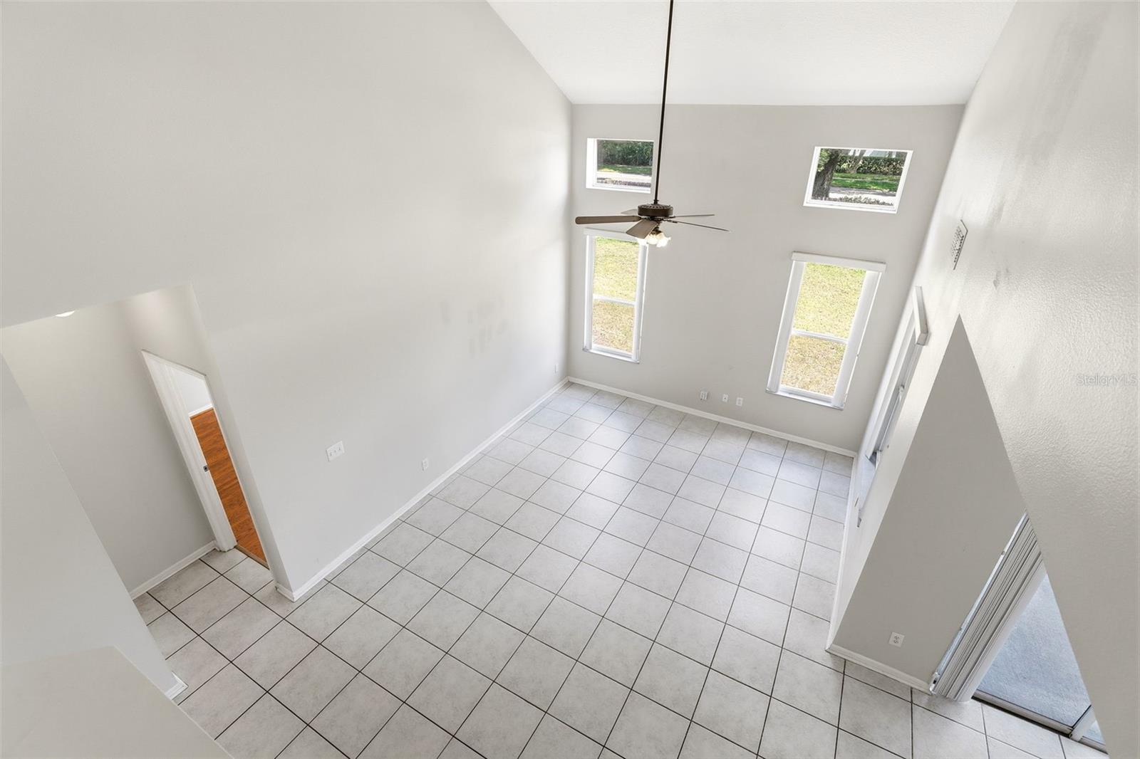 Image 14 of 39 For 14025 King Sago Court