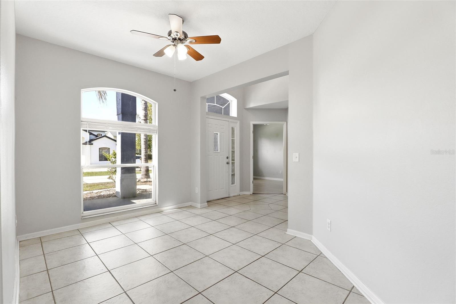 Image 8 of 39 For 14025 King Sago Court