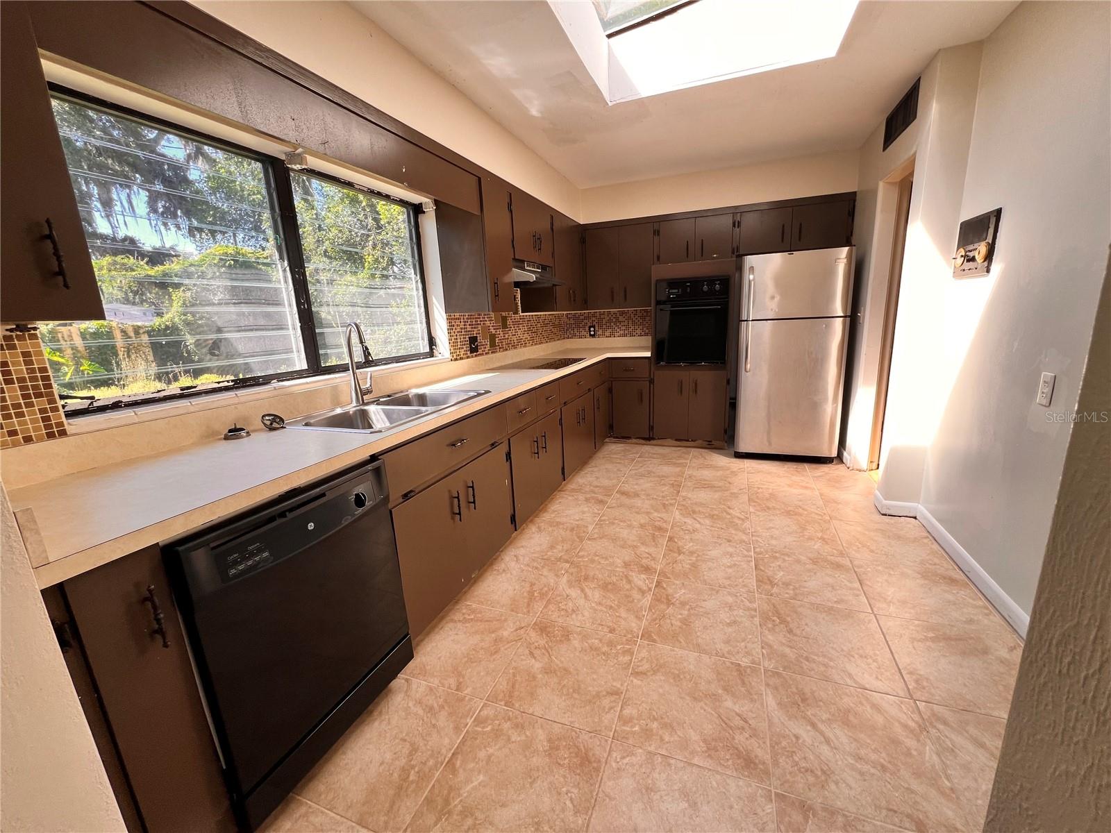 Image 3 of 10 For 3607 Squire Lane