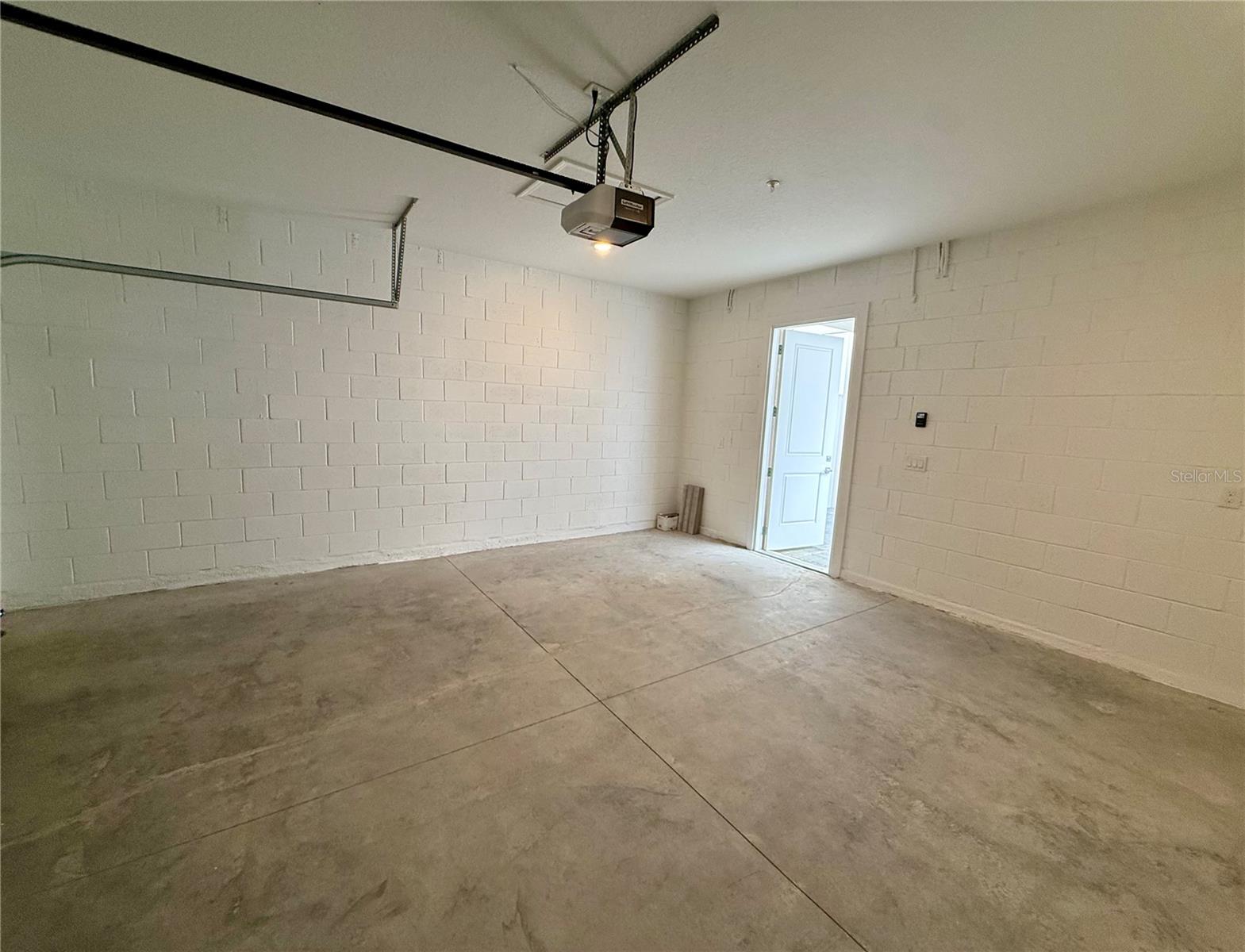 Image 12 of 36 For 1859 Pinecliff Drive
