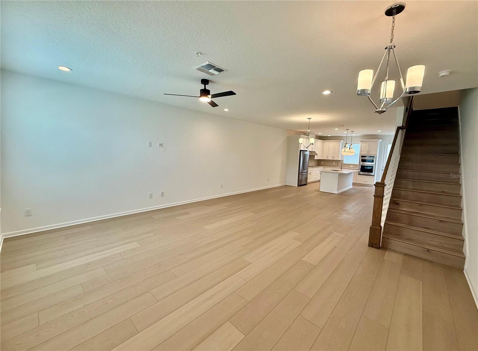 Image 5 of 36 For 1859 Pinecliff Drive