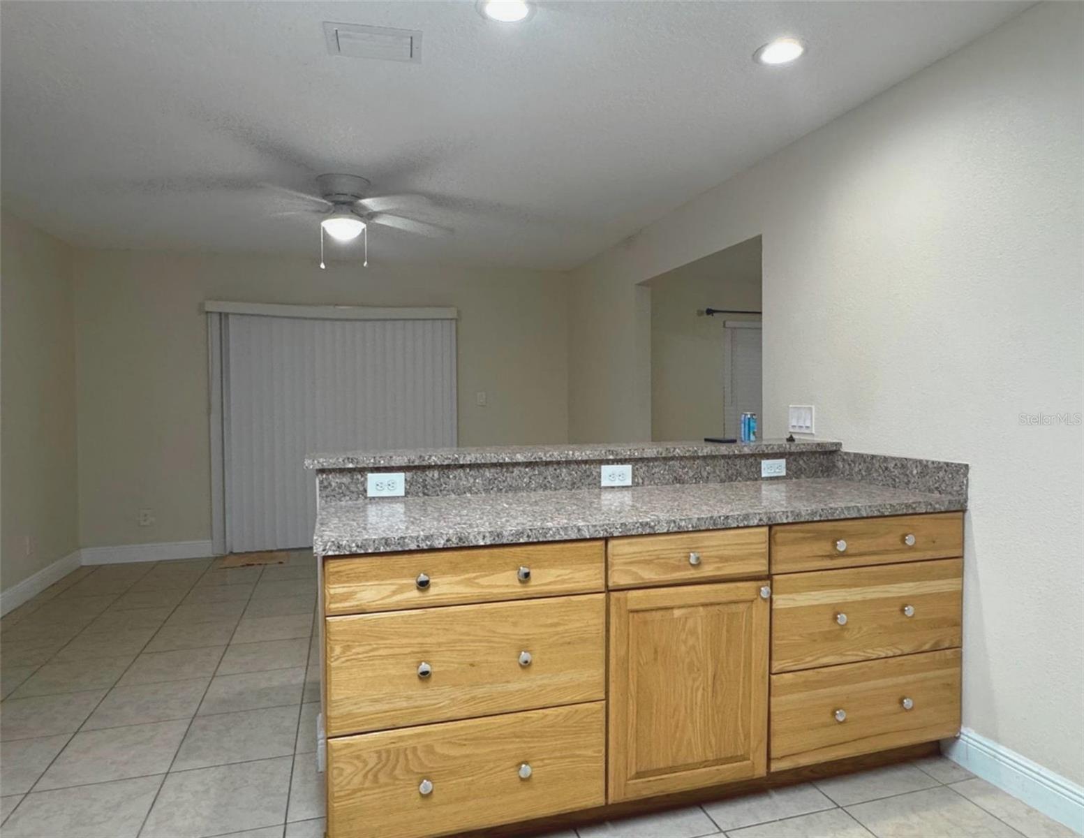 Image 10 of 22 For 10618 Eastview Drive