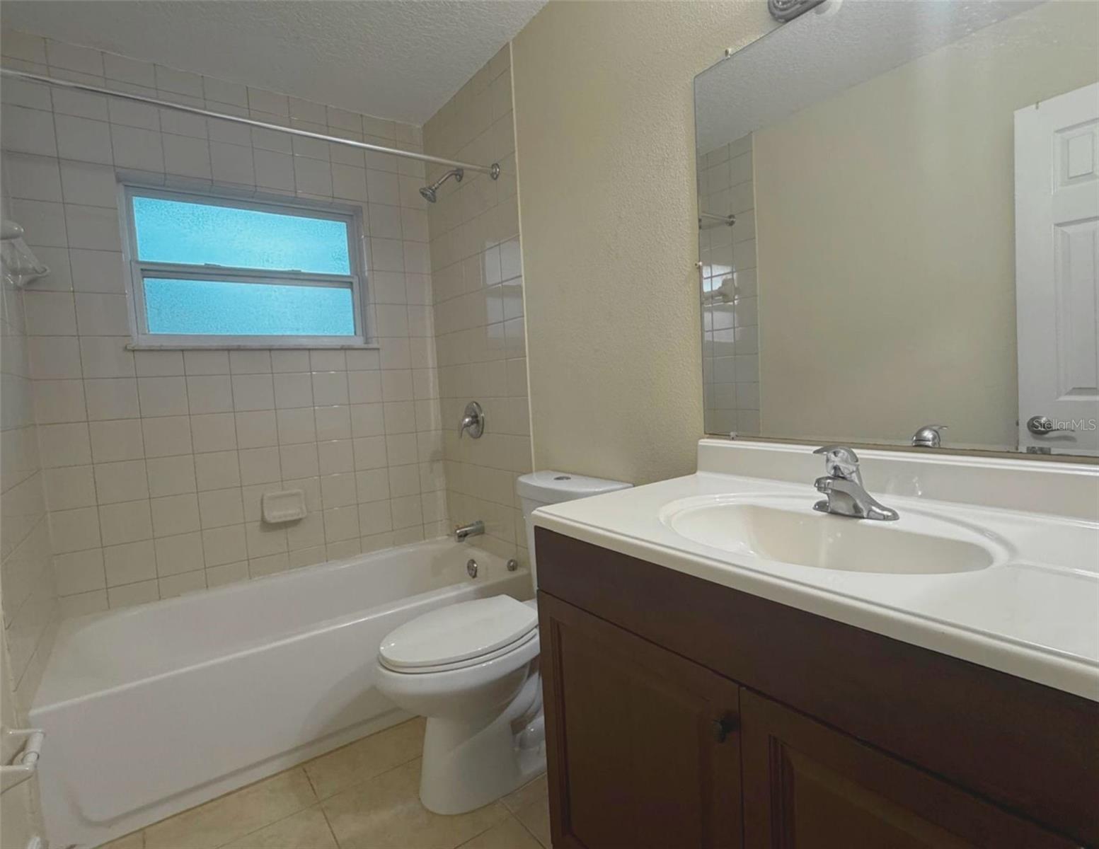 Image 18 of 22 For 10618 Eastview Drive