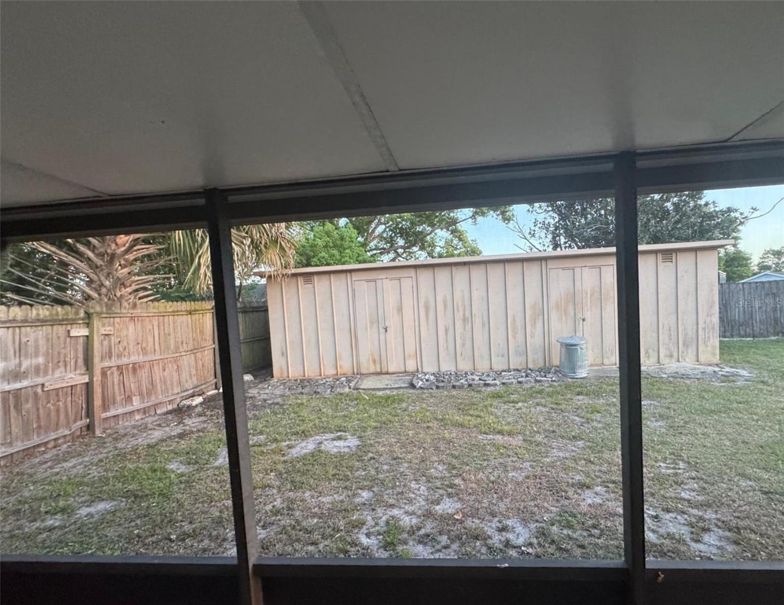 Image 19 of 22 For 10618 Eastview Drive