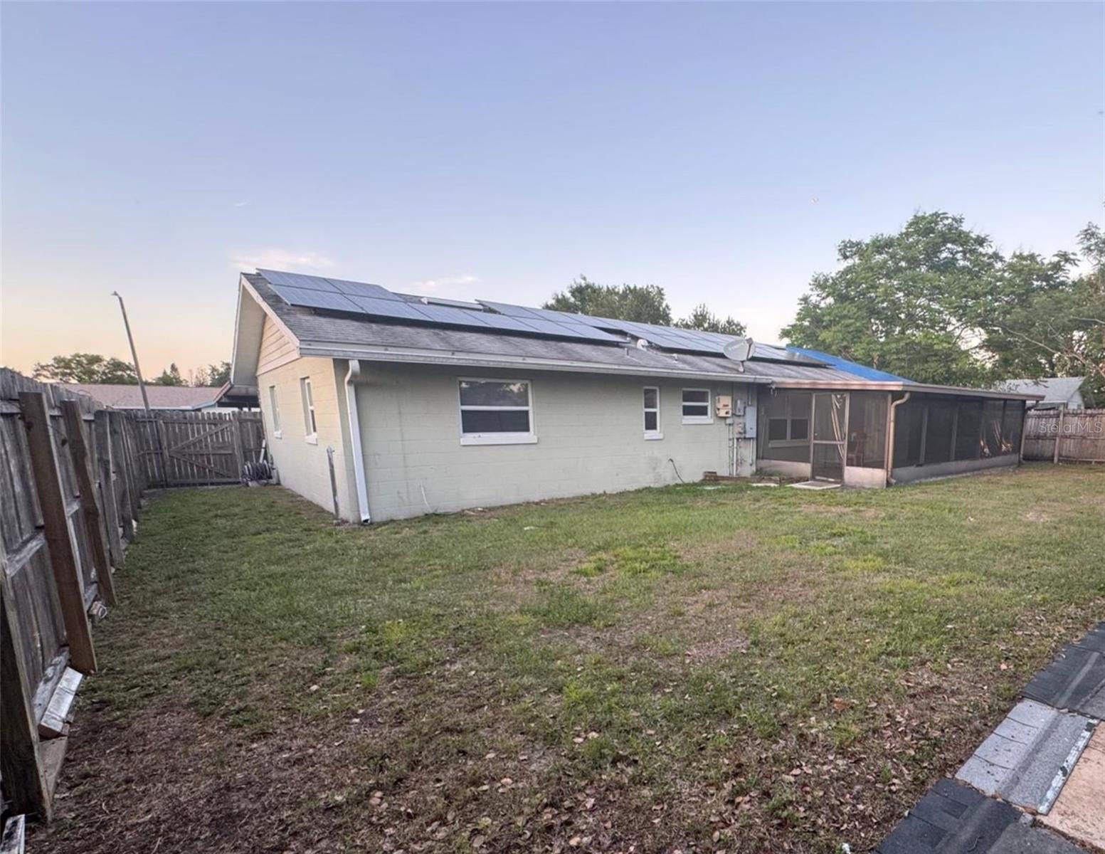 Image 20 of 22 For 10618 Eastview Drive