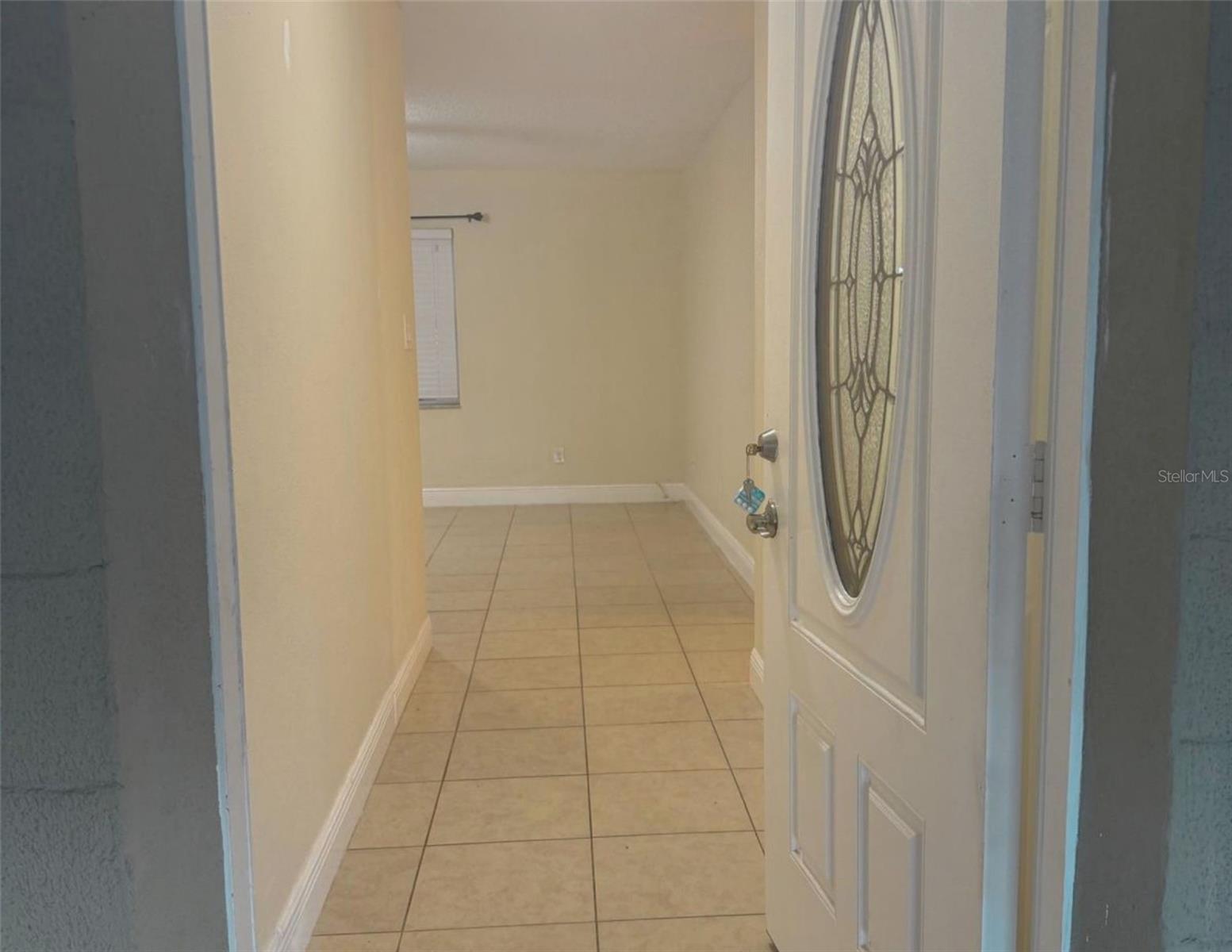 Image 4 of 22 For 10618 Eastview Drive